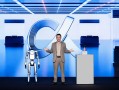 改变中的荣耀： CEO李健称手机不应是“无聊黑色方块”